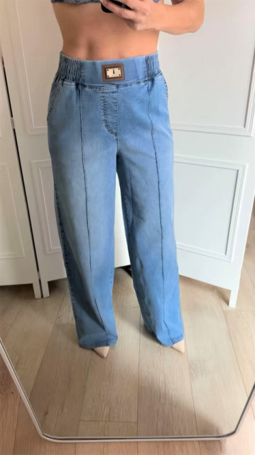 ZANESSI JEANSY PROSTE NOGAWKI GUMA W PASIE ZANESSI JEANSY PROSTE NOGAWKI GUMA W PASIE